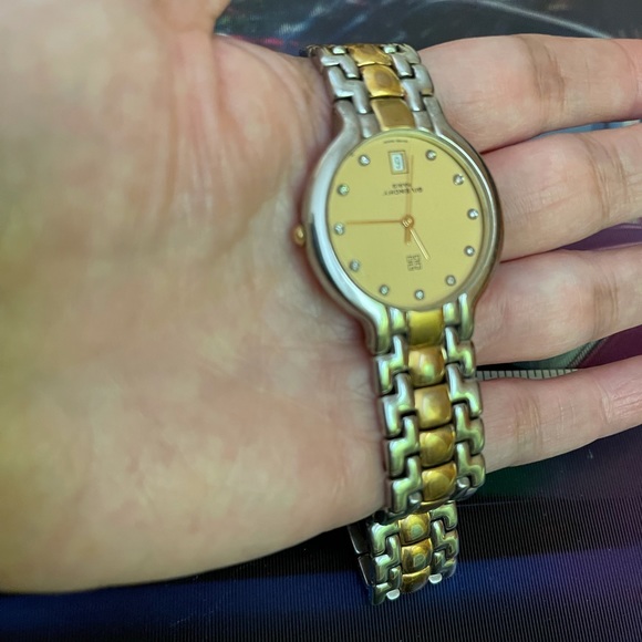 Givenchy vintage watch main image 14